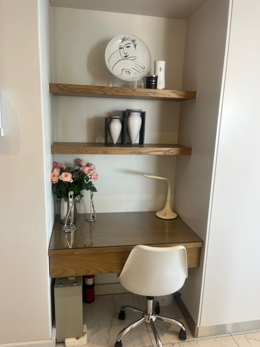 2 Bedroom Property for Sale in Sea Point Western Cape